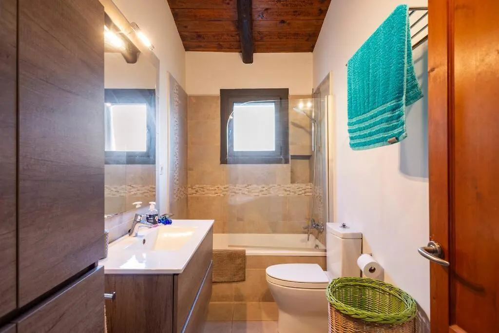 Casa Con Piscina Cerca De Girona Villa Spain